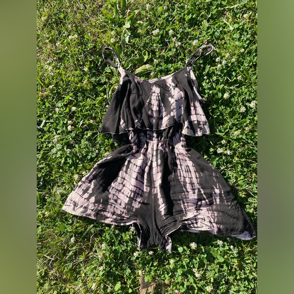 Tie-Dye Romper - Picture 4 of 11